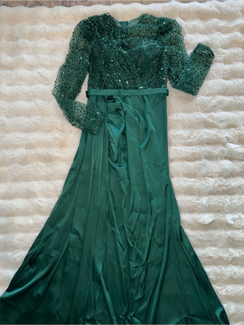 Faeriesty Elegant Emerald Green Sequin Evening Gown Size L